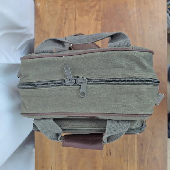 Land's End Vintage Canvas & Leather Travel Bag - Picture 7 of 9